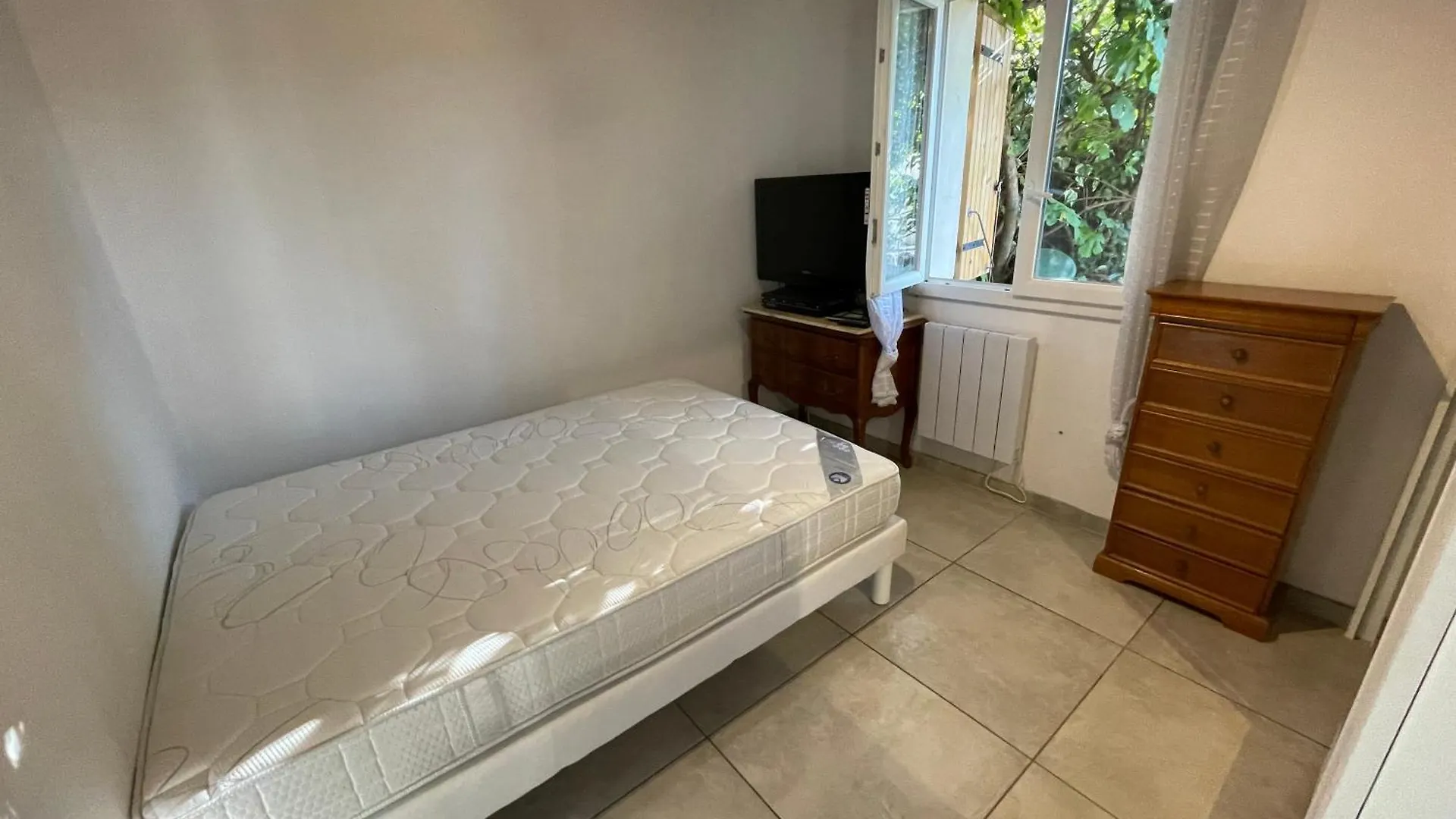 No Non Reservable Septemes-les-Vallons Guest house